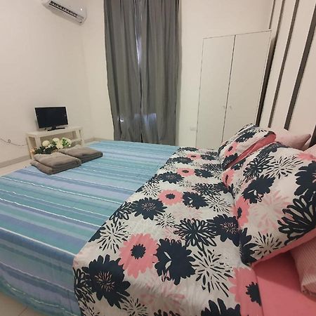 Chafbius Downtown Deluxe Villa Cagliari Exterior foto